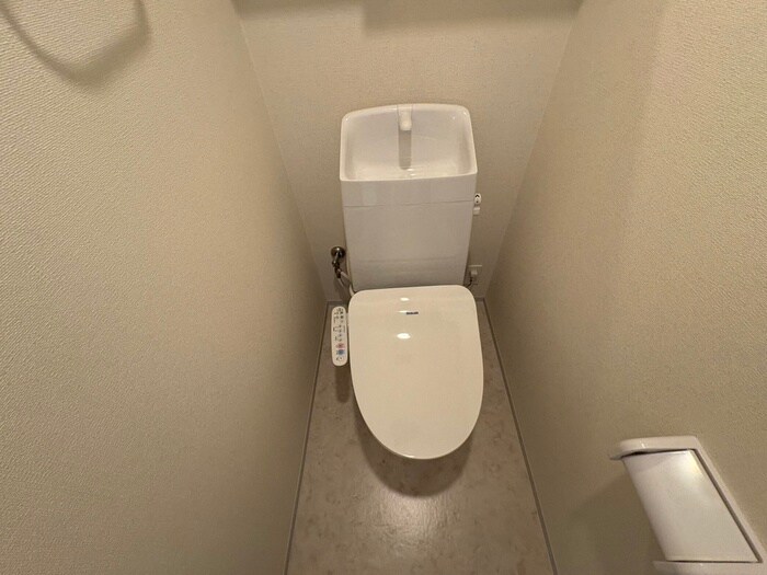 物件内観写真12　(トイレ)