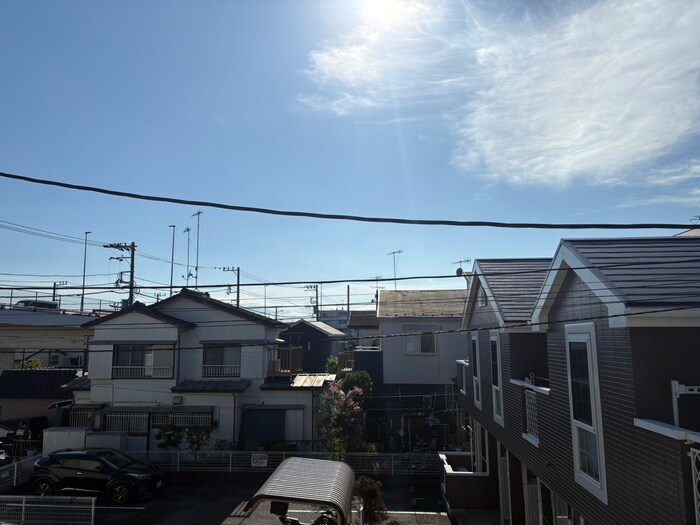 物件内観写真16　(室内からの展望)