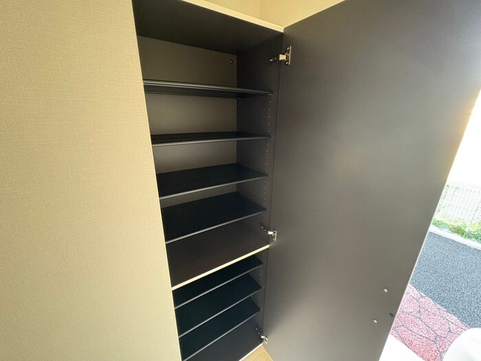 物件内観写真19　(靴箱)