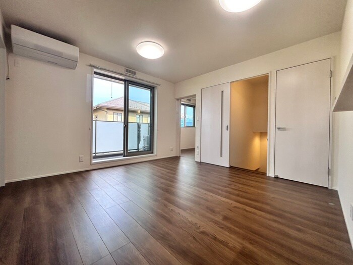 物件内観写真6　(居室)