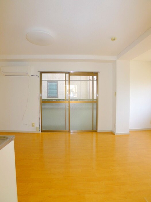 物件内観写真20　(廊下)