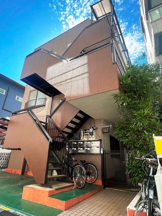 物件外観写真2　(外観写真)