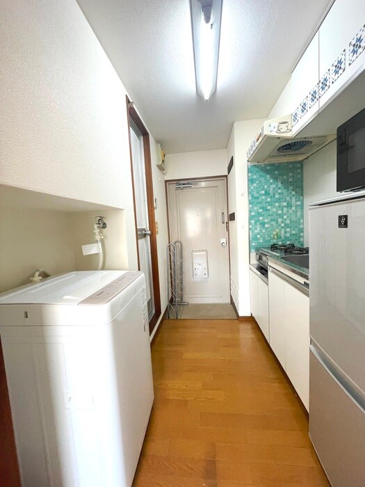 物件内観写真18　(廊下)