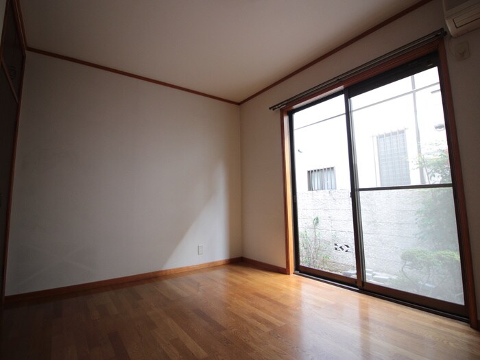 物件内観写真17　(居室)