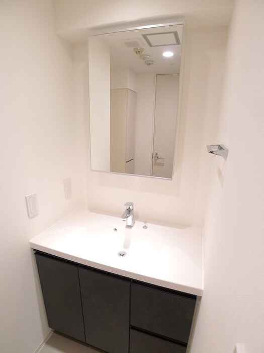 物件内観写真11　(洗面)