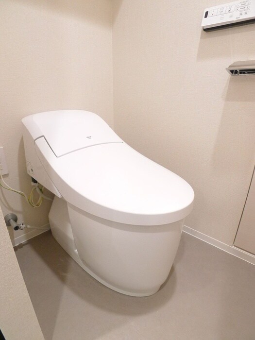 物件内観写真13　(トイレ)