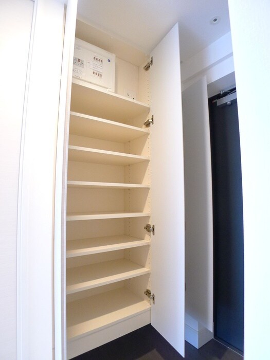 物件内観写真17　(靴箱)