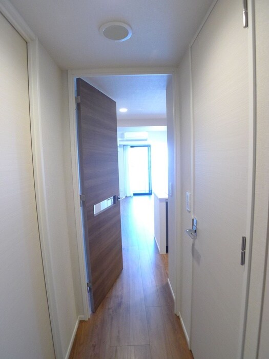 物件内観写真18　(廊下)