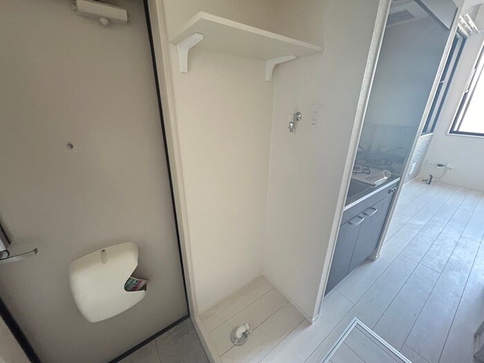 物件内観写真11　(洗濯機置場)