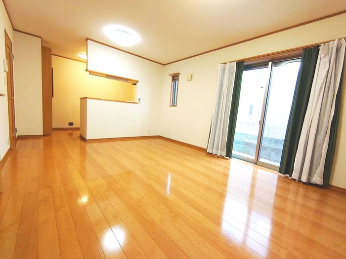 物件内観写真8　(居室)