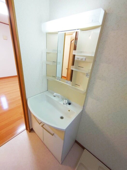 物件内観写真11　(洗面)