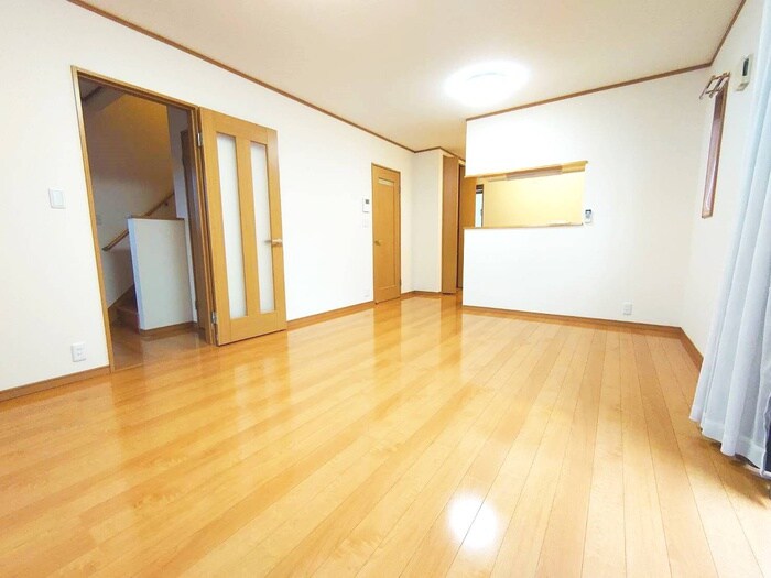 物件内観写真21　(居室)