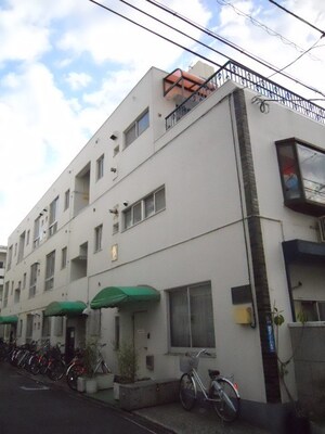青葉マンション１号館外観写真