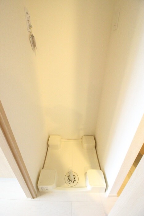 物件内観写真17　(洗濯機置場)