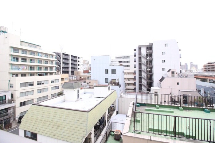 物件内観写真20　(室内からの展望)