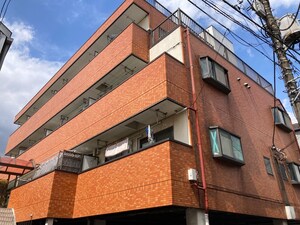 ビラ　ルポス外観写真