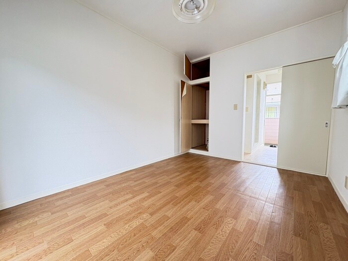 物件内観写真8　(居室)