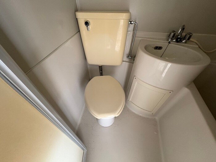 物件内観写真12　(トイレ)