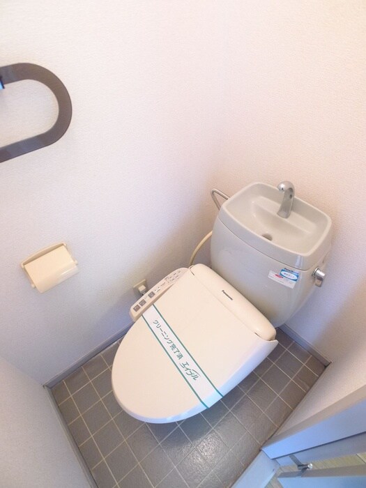 物件内観写真12　(トイレ)