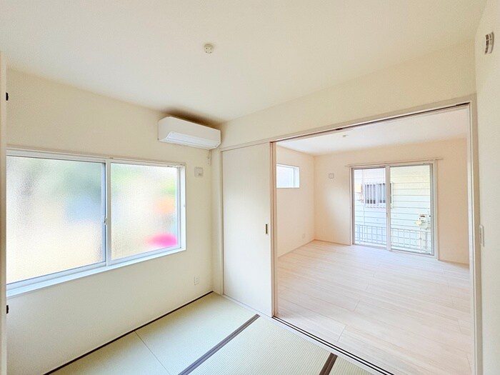 物件内観写真8　(居室)