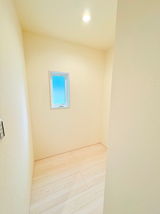 物件内観写真12　(居室)