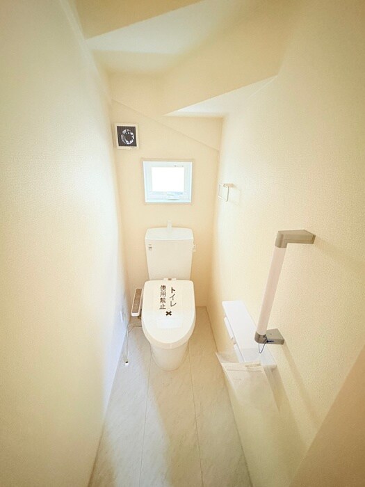 物件内観写真17　(トイレ)
