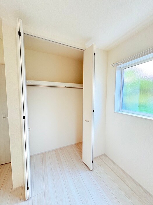 物件内観写真18　(収納)