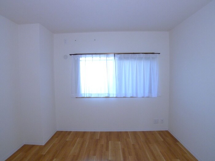 物件内観写真12　(居室)