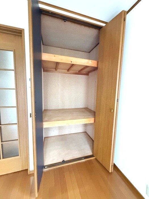 物件内観写真10　(収納)