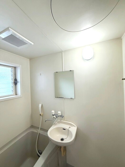 物件内観写真16　(洗面)