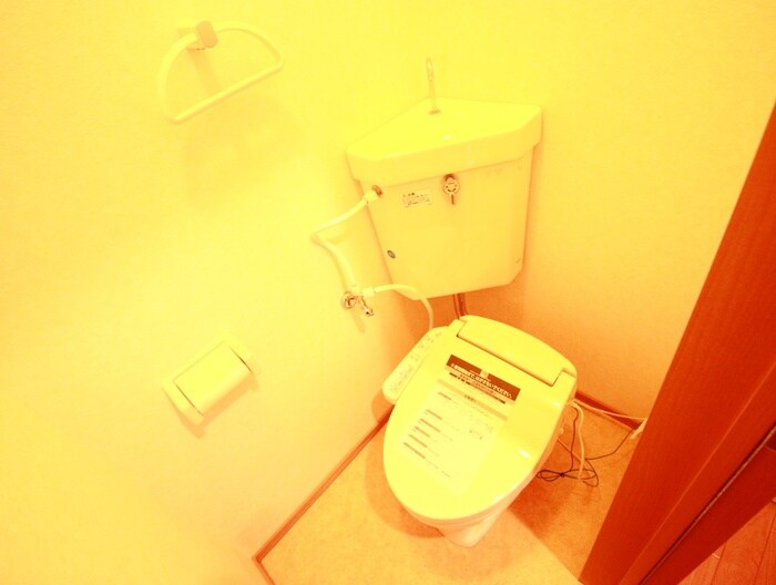 物件内観写真9　(トイレ)