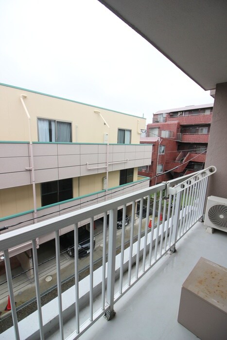 物件内観写真19　(室内からの展望)