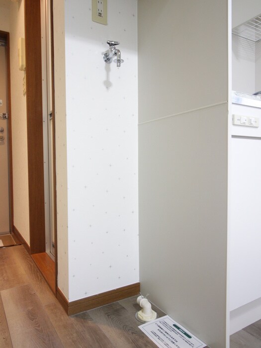 物件内観写真11　(洗濯機置場)