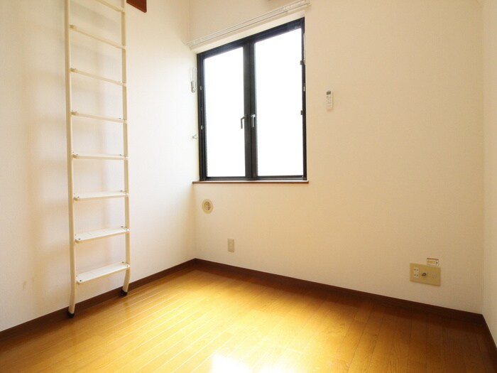 物件内観写真17　(居室)