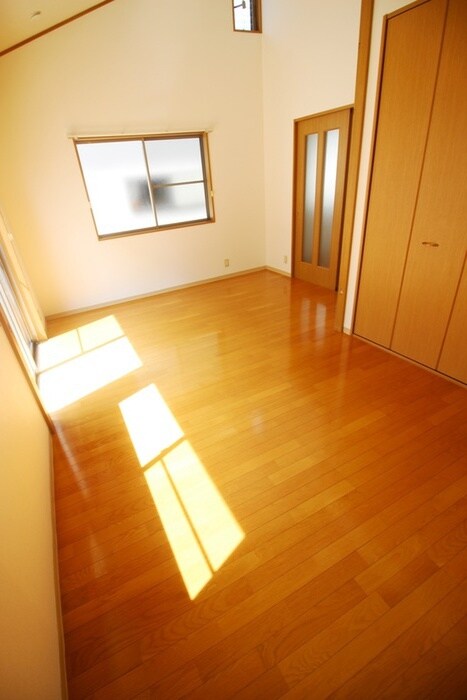 物件内観写真6　(居室)