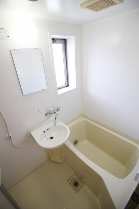 物件内観写真8　(バス／シャワールーム等)