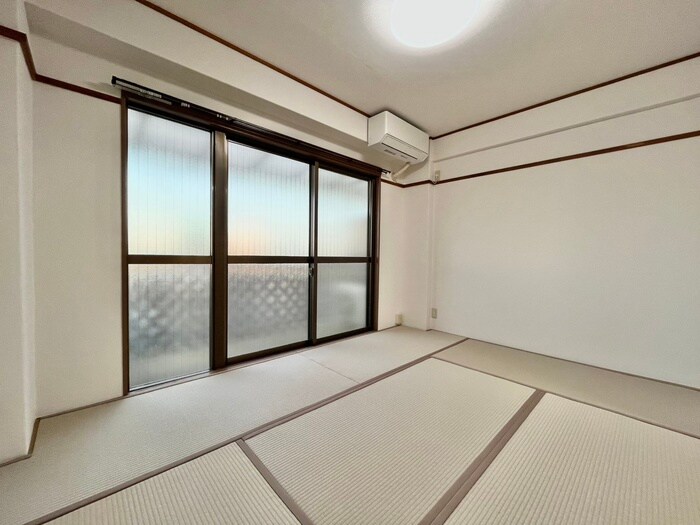 物件内観写真9　(居室)