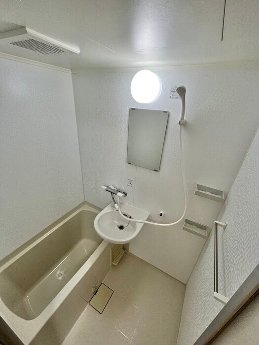 物件内観写真14　(バス／シャワールーム等)