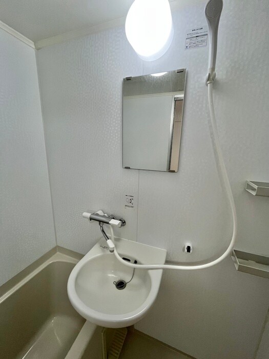 物件内観写真15　(洗面)