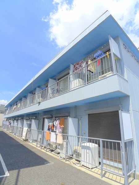 ｸﾞﾘｰﾝｼﾞｭﾈｽ外観写真