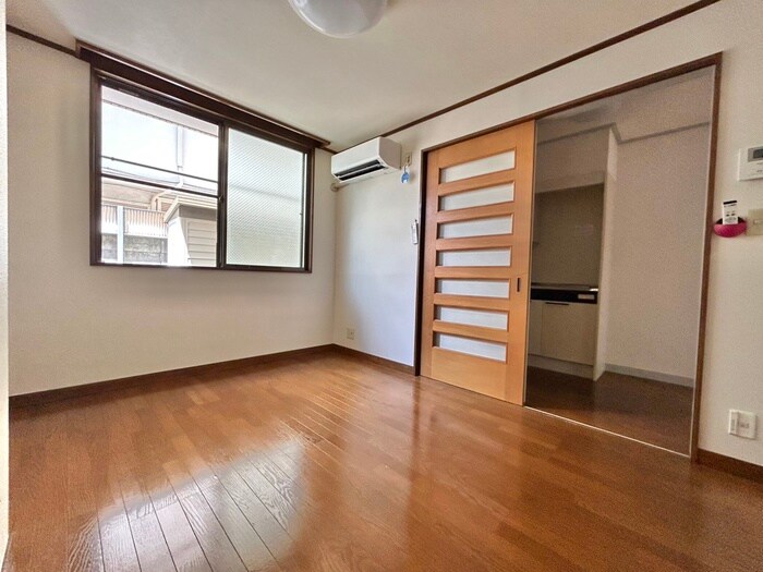 物件内観写真5　(居室)