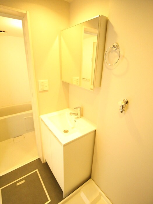 物件内観写真8　(洗面)