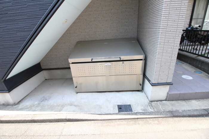 物件外観写真4　(建物設備)