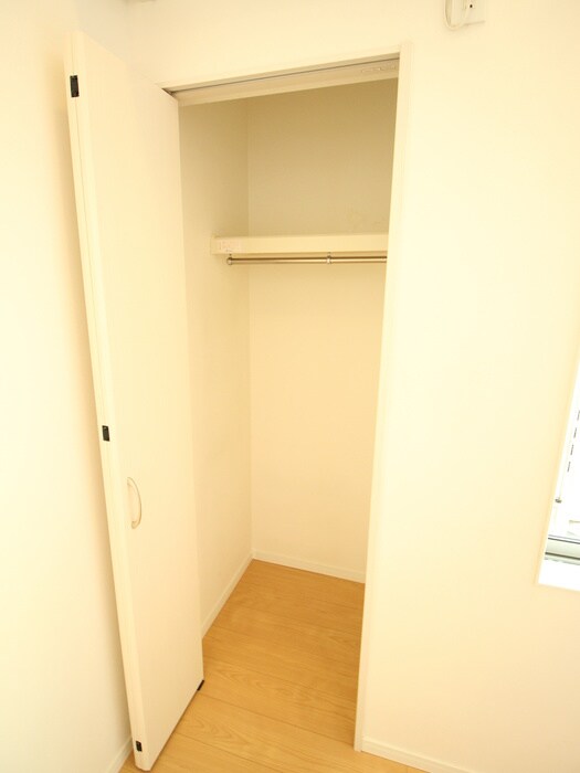 物件内観写真13　(収納)
