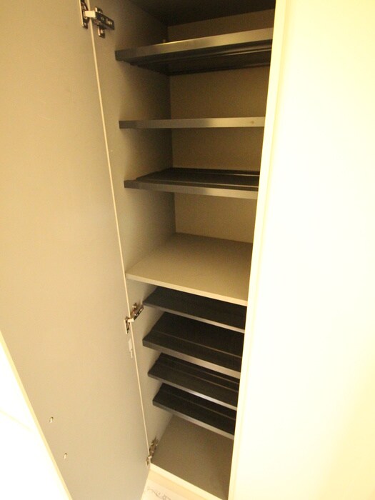 物件内観写真17　(靴箱)