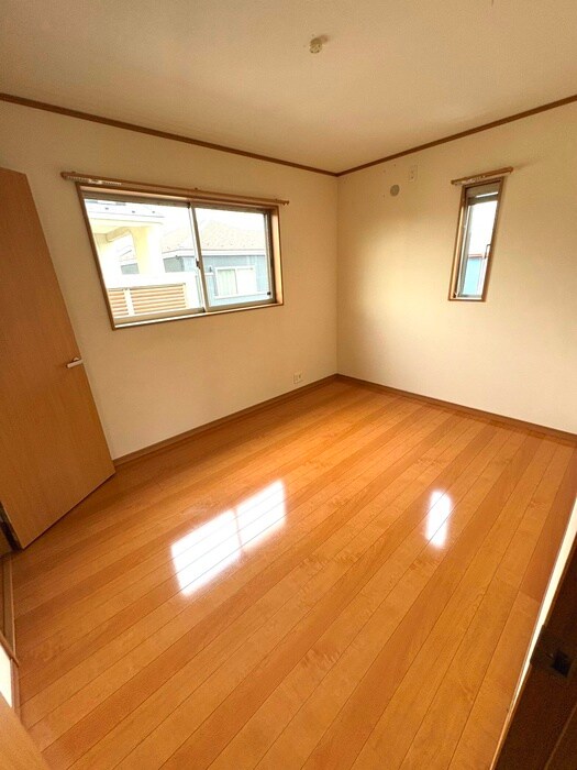 物件内観写真13　(居室)