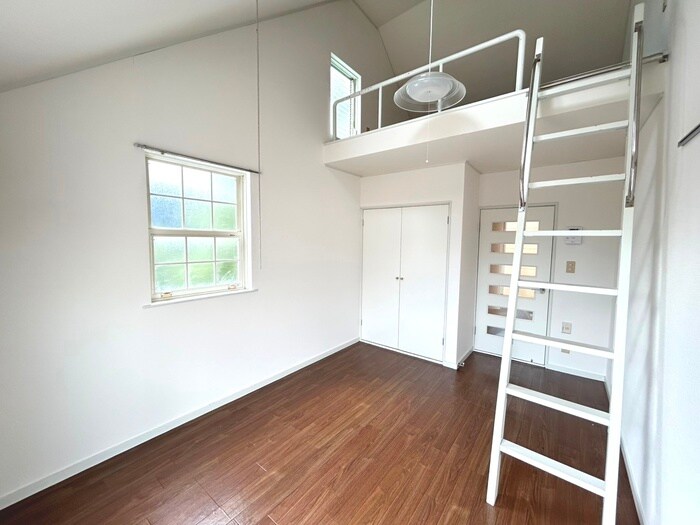 物件内観写真8　(居室)