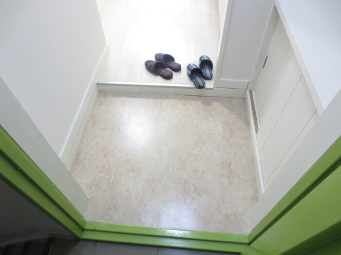 物件内観写真15　(玄関)