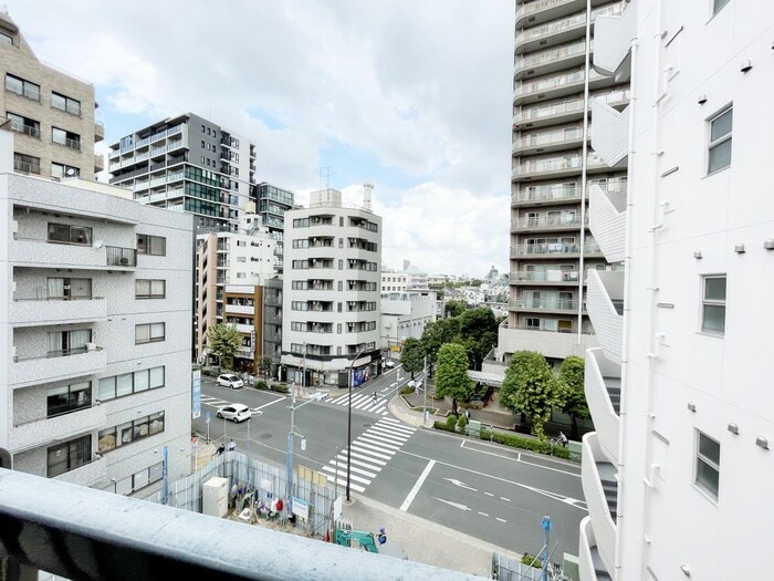 物件内観写真19　(室内からの展望)