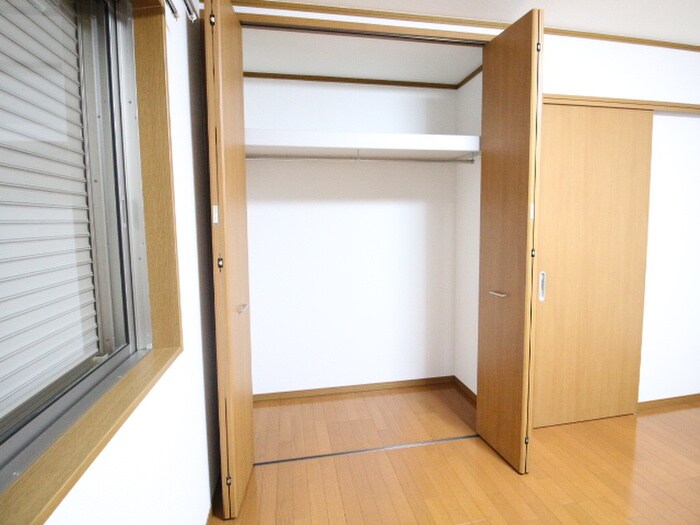 物件内観写真13　(収納)